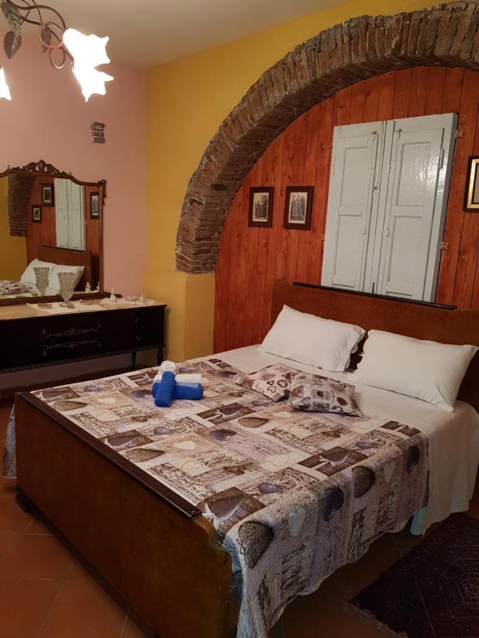 Original Sicily House Villa Santa Venerina Room photo